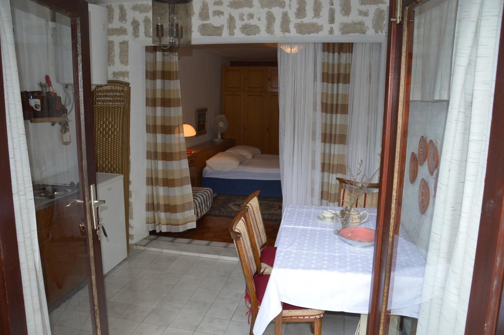 Hous Mira Apartment *