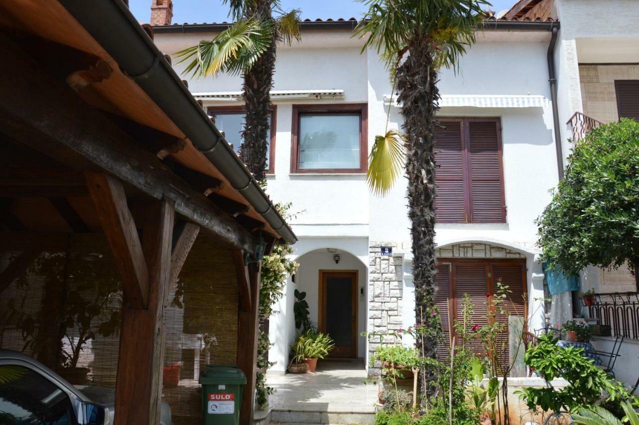 Hous Mira Apartment